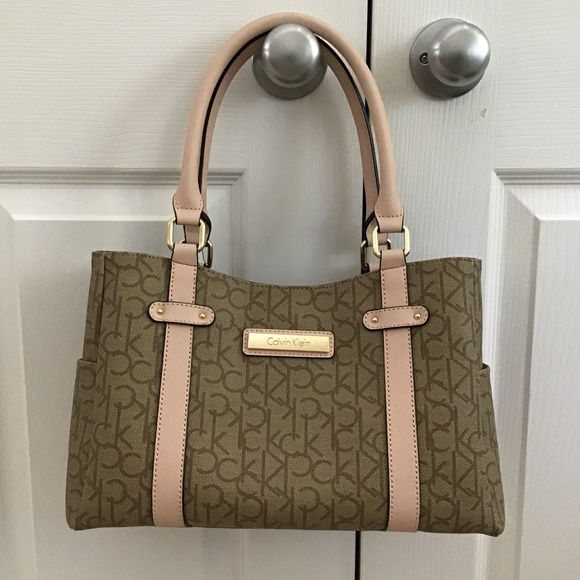 Calvin Klein Light brown/pink CK logo handbag - Picture 2 of 8